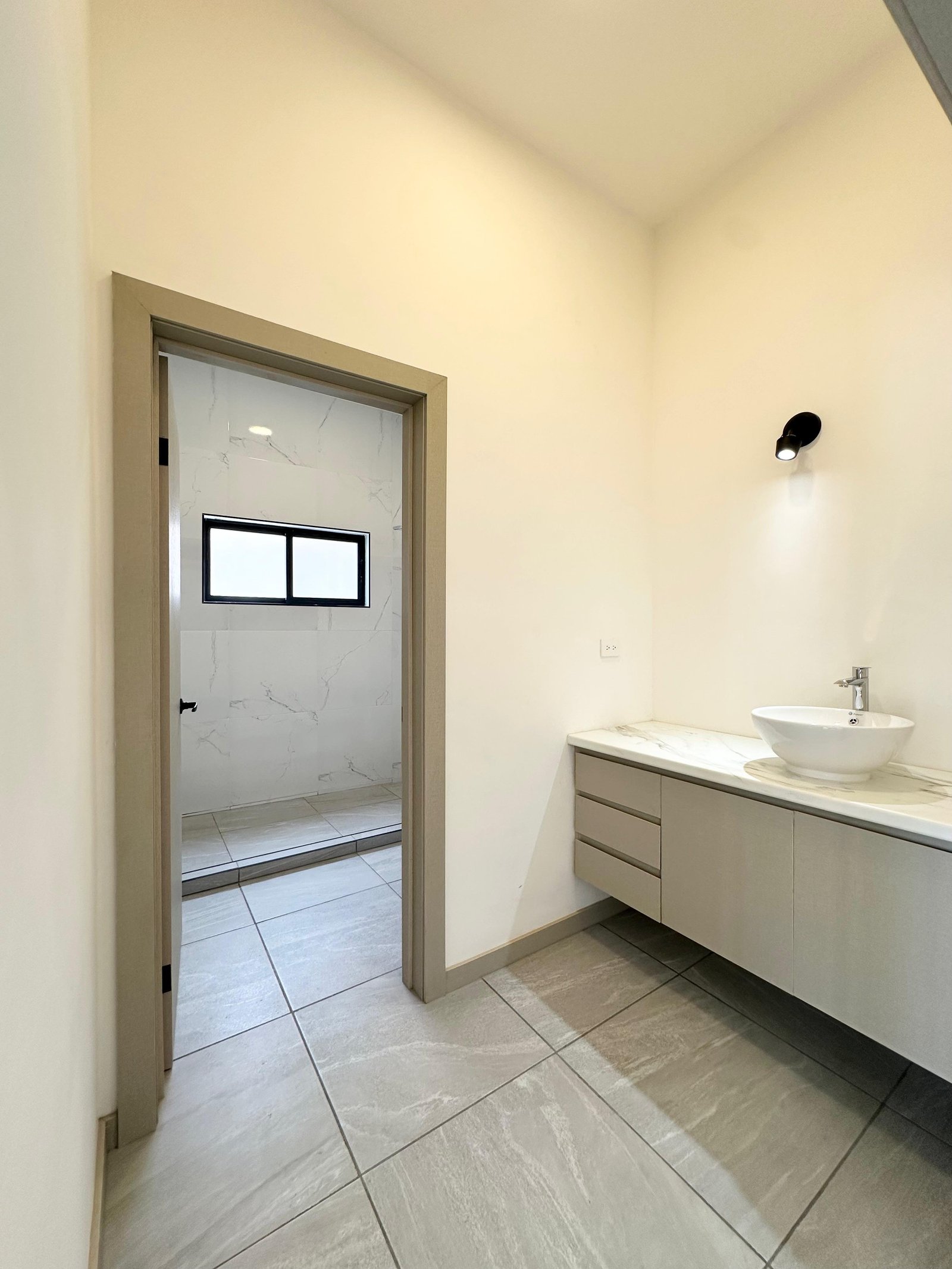 Casa en RESIDENCIAL LEONES - Foto 9